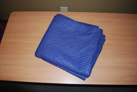 Heavy moving blankets (a moving blanket)